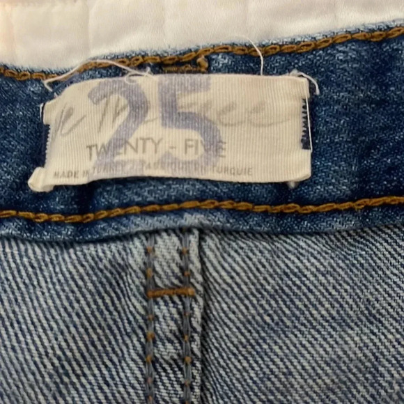 We The Free cargo shorts size 25 - Picture 3 of 5